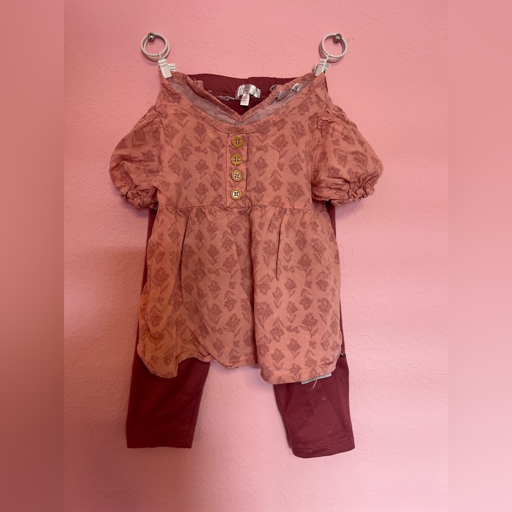 2T girls top & leggings